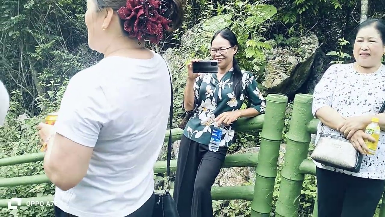 Hát Lượn - Anh Chị Em cùng nhau đi khu du lịch hang dơi ngắm cảnh hát đối đáp rất hay &