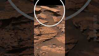 Roca Flotante En Marte
