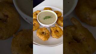 Crispy &amp; airy Street Style *MEDU VADA* at Home ✨ #meduvada