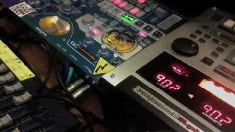 dnb liveset (korg emx roland mc 808) by vikkei