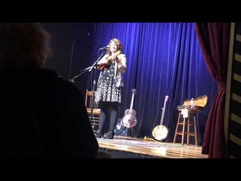 Rachael Davis “When the Red Red Robin Comes Bob-Bob-Bobbin Along” @Robin Theatre Lansing MI 10/13/21
