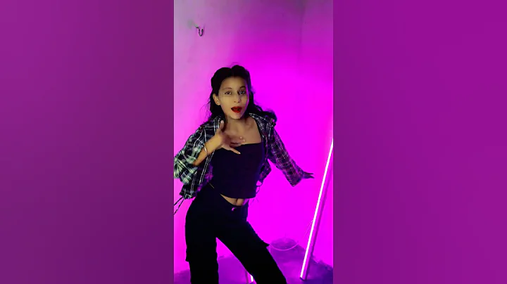 One with My Patakhas!#cocacola2#nehakakkar#diwali#ytshorts#trendingsong#shortsviral