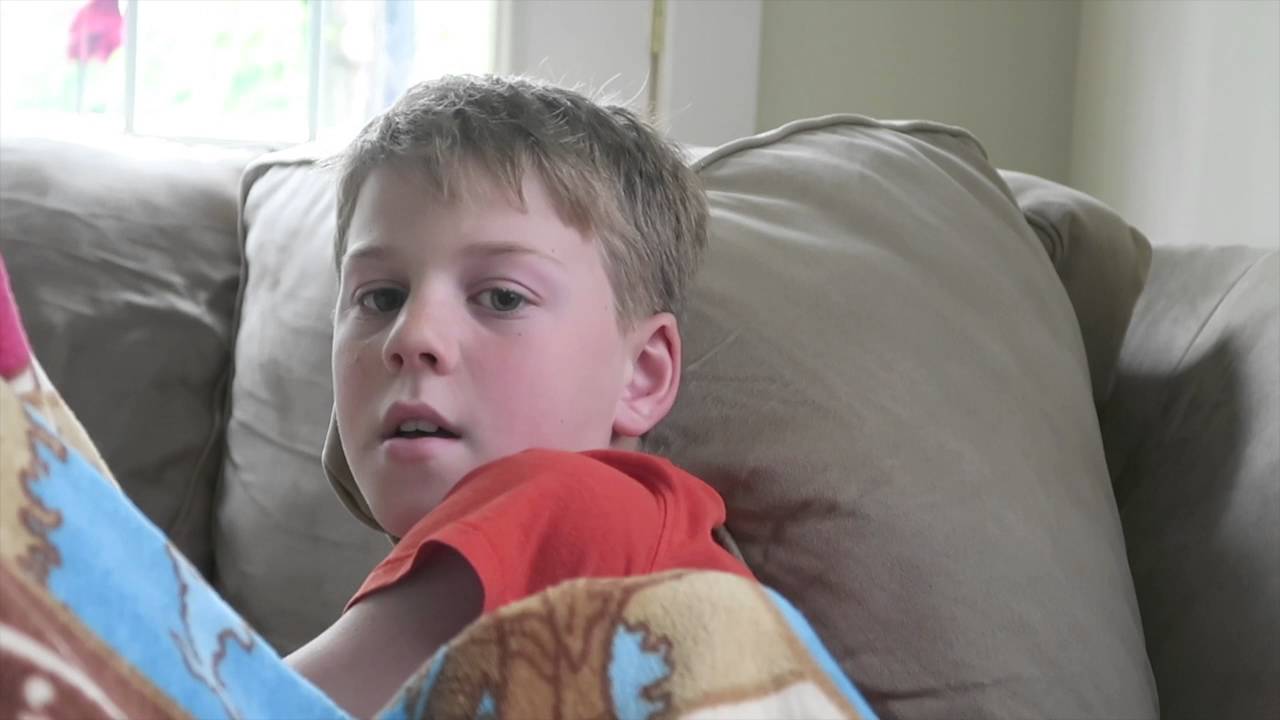 Mom Has Surgery For Her Gymnastics Injury | Flippin' Katie