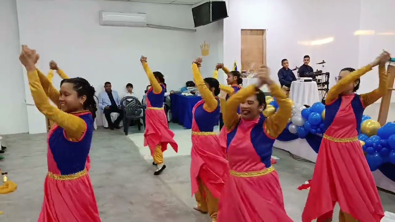 Danza las 10 vírgenes🕯️🕯️🕯️ - Ministerio de Danza Pies de Sierva