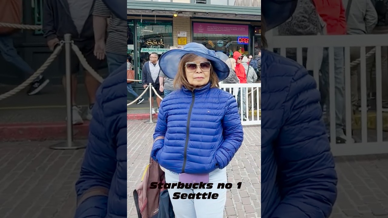 Seattle in 60 Seconds ☕🗼 | Pike Place, Original Starbucks, Space Needle & More