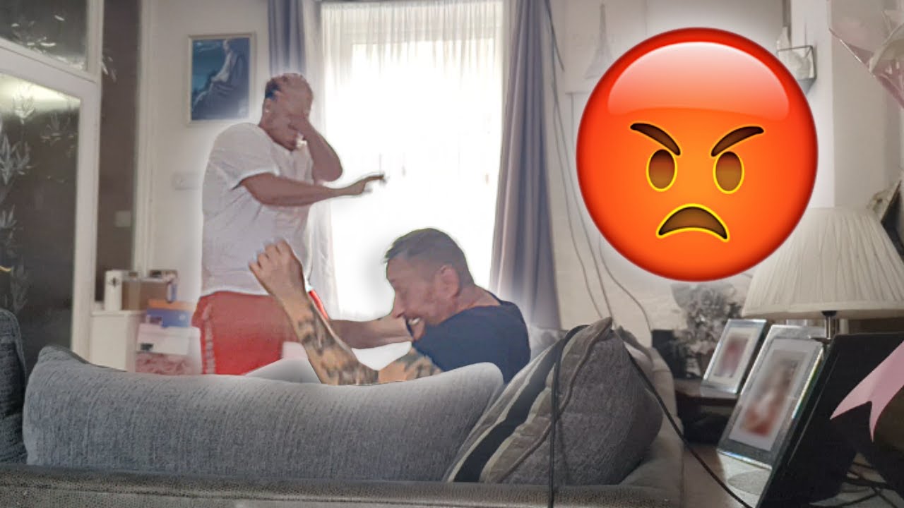 VYPROVOKOVAL JSEM TATU (PRANK)