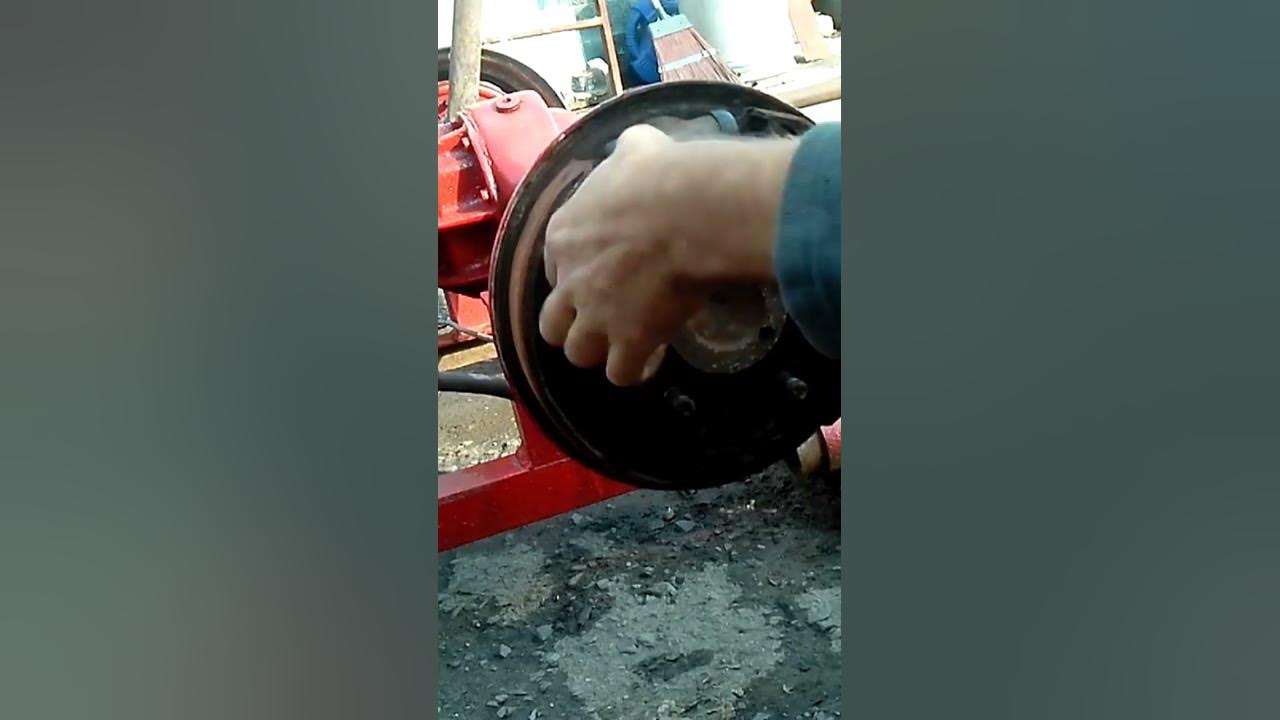 ЯК ЗНЯТИ І ПОСТАВИТИ ПРУЖИНУ НА ТОРМОЗНІ КОЛОДКИ НЕ ПОШКОДИВШИ РУКИ ...