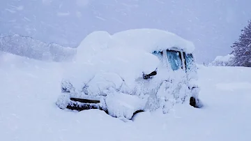 [Heavy Snow]Camping alone in a small car. Car was completely covered with snow.