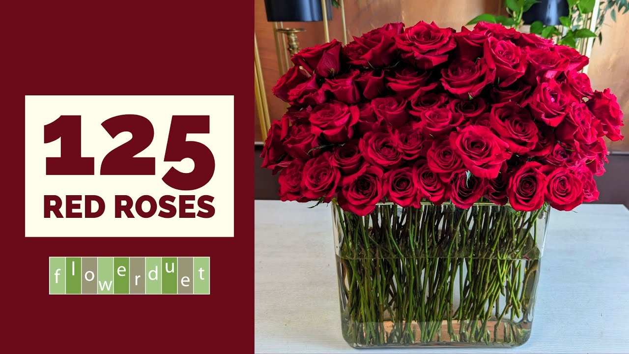 How to design with 125 Red Roses in a vase using the tape grid method ...