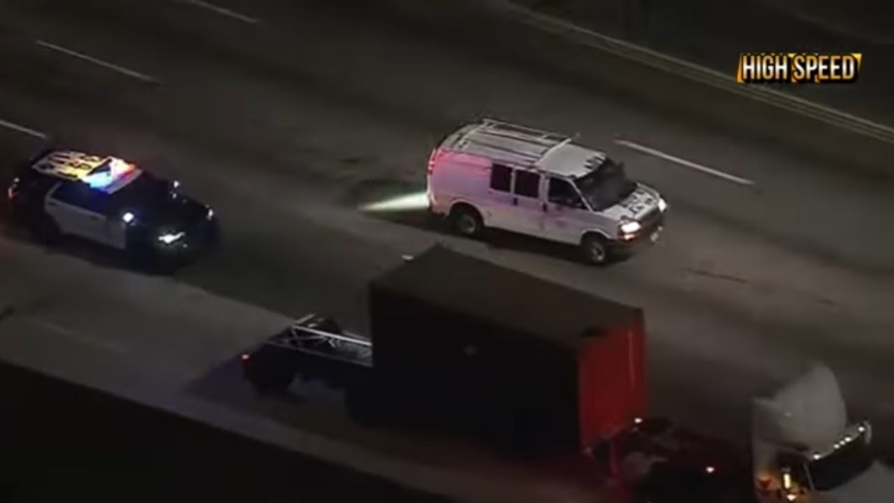 Wild Police Chase Ends in MASSIVE Highway Crash - YouTube