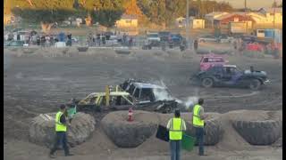 2025 Powell Wy Smashtember Demolition Derby Chain-Up
