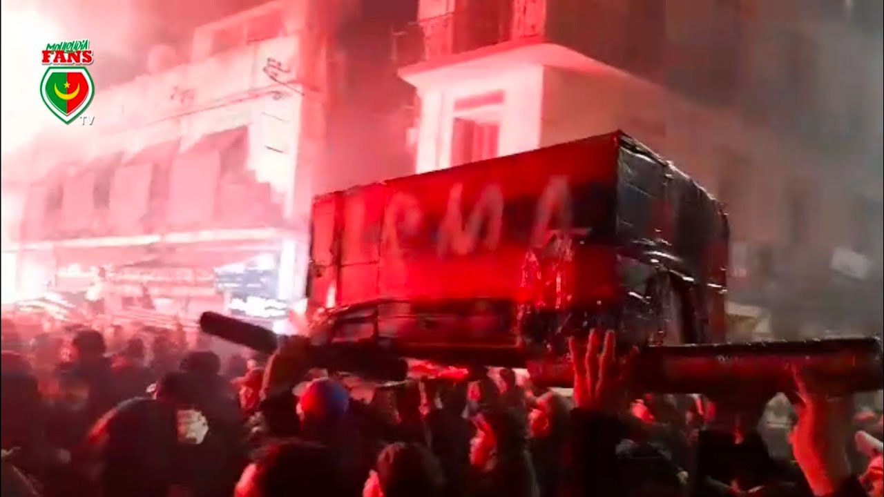 حب وعقلية  يجوبون شوارع باب الواد عقب عودتهم من ملعب نيلسون مانديلا 🔴🟢