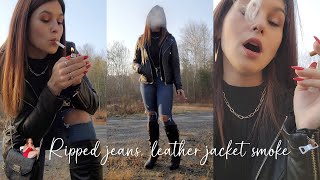 Bad Girls Wear Ripped Jeans and Leather and Smoke Cigarettes Resimi