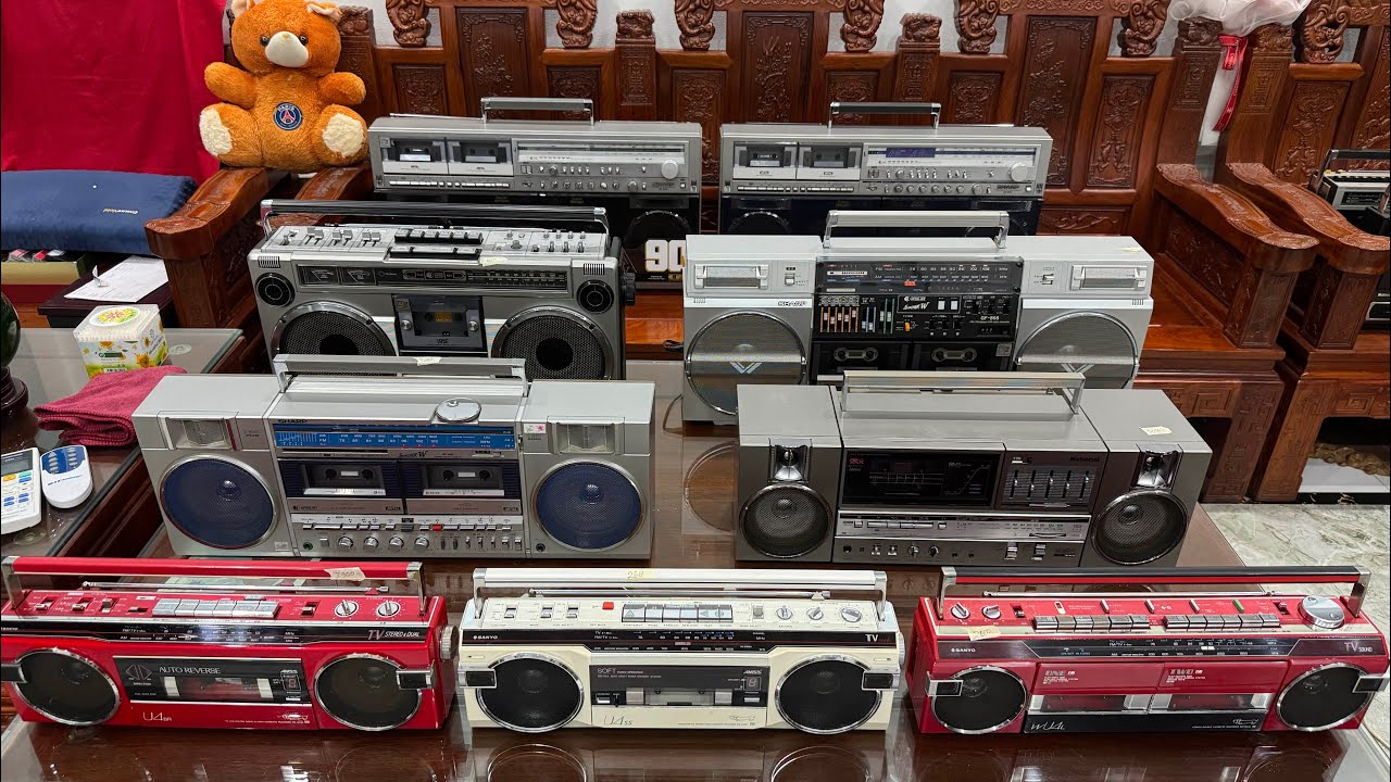 Đài Cassette hàng mua trực tiếp từ Nhật Bản về Việt Nam,chi tiết và báo giá từng chiếc.LH 0988839389