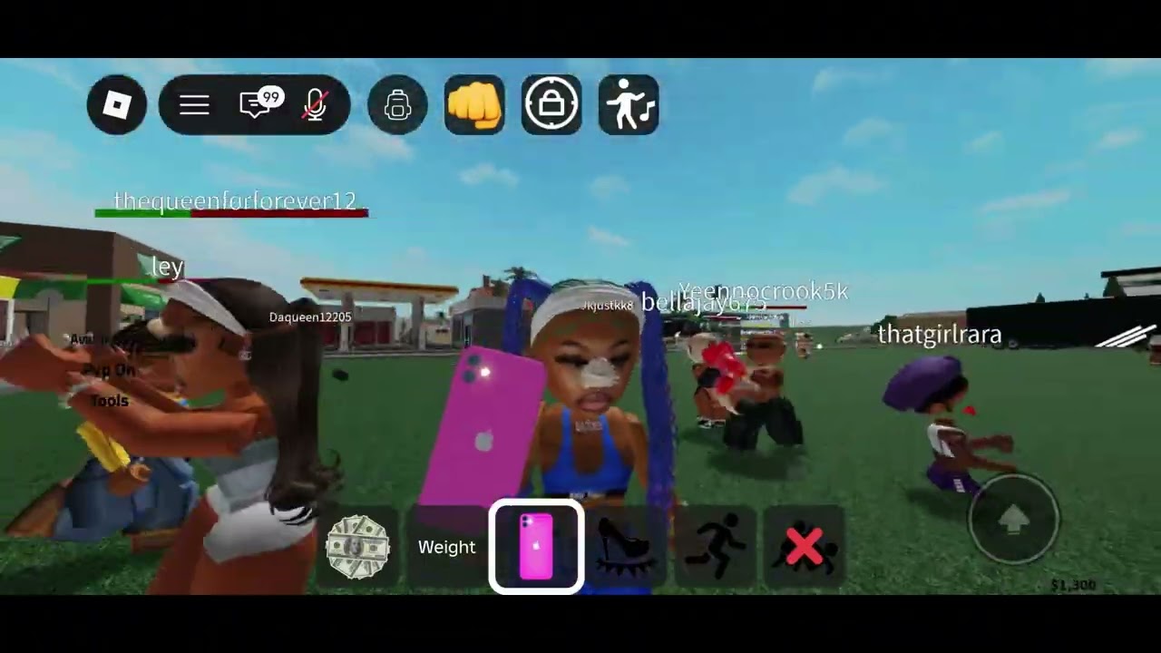 Come join us in squabble city on ROBLOX‼️💕