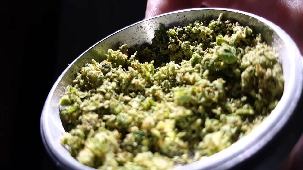 Gorilla Glue #4 and Khalifa Kush from e-nano