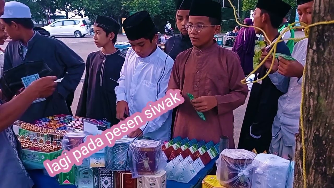 Santri Tahfidz Akbar menghadiri | majlis AzZikra | Masjid AzZikra | Ustdz Adi Hidayat Lc. M.A