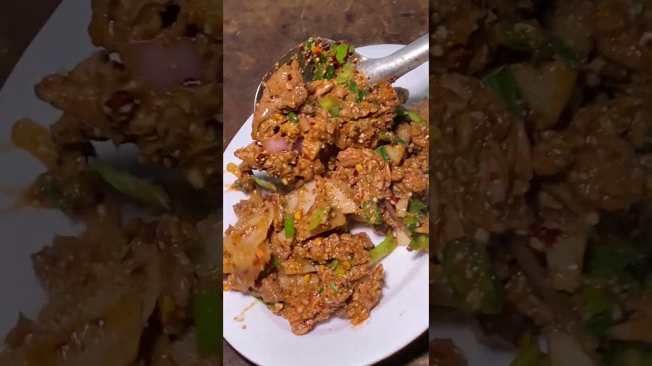 Spicy minced beef salad = ลาบเนื้อ  #ดีเจภูมิ #djpoom