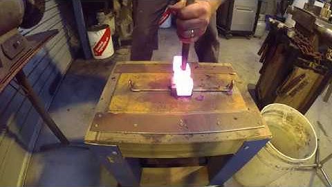 Forging A Rounding Hammer Part Two Finish And Fitup