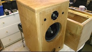 How to construct Oak hifi speaker cabinets. Bass Reflex. 8" midrange/bass drive unit. 25mm dome tweeter drive unit. Also shows 