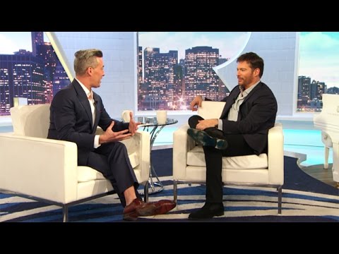 In the FOXlight: Harry Connick Jr. Teaches His Famous 'Back It Up' Dance