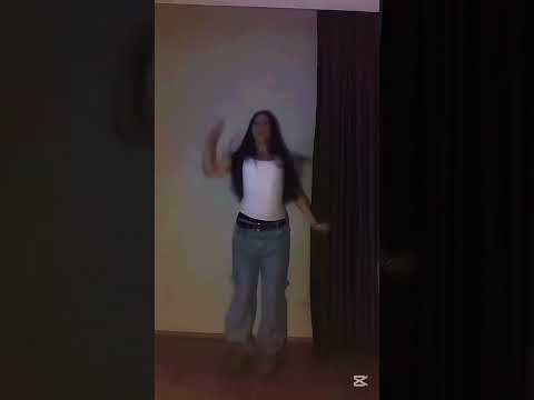 Düştüm Tuzağına Gel Kurtarsana (Tuzak Cover) @aura4world #shorts #keşfet #fyp #cover #dance
