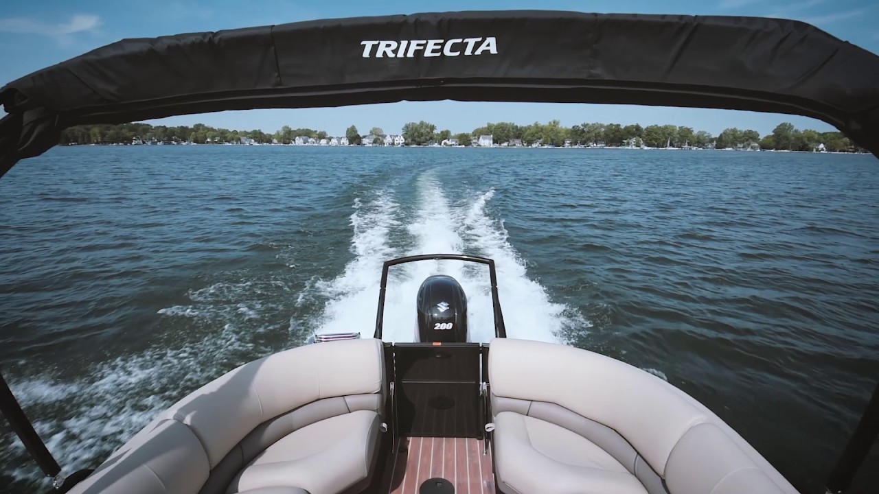 FREE WATERS × CAPTAINS HELM　TRIFECTA 27 Trifecta Ss 27c boats for sale - Boat Trader