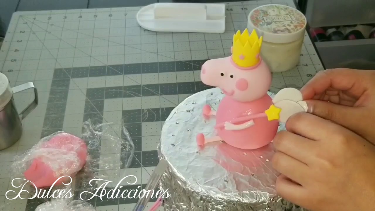 #196-Pastel de Pepa Pig