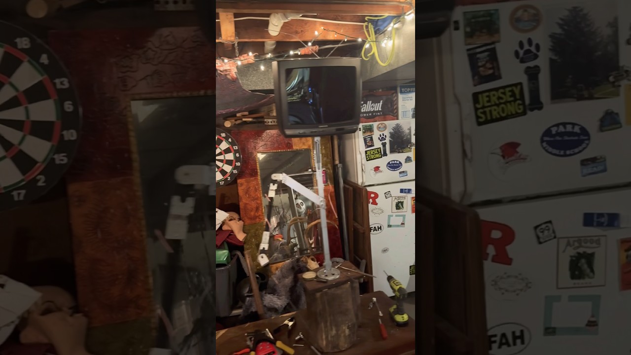 MY ANIMATRONIC’S ARM IS ATTACHED! #art#animatronic#fnaf#artist#jw#willwood