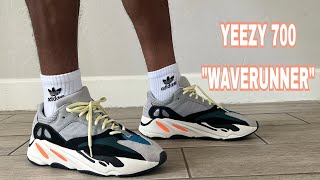 YEEZY 700 