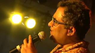 Video thumbnail of "Khaike Paan Banaras Wala || Don || Kunal Ganjawala || Live Concert"