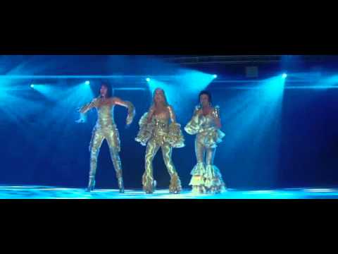 Dancing Queen-Mama Mia Credits-Meryl Streep