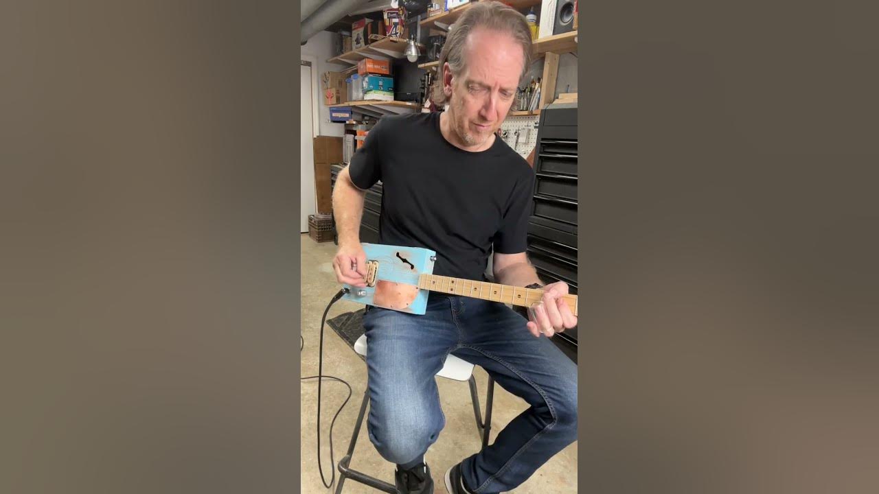 Blue Sky Padron 3 String Cigar Box Guitar CBG #2577 #cigarboxguitar #3stringguitar #cbg Mike Snowden Blue Sky Padron 3 String Cigar Box Guitar CBG #2577 #cigarboxguitar #3stringguitar #cbg Mike Snowden