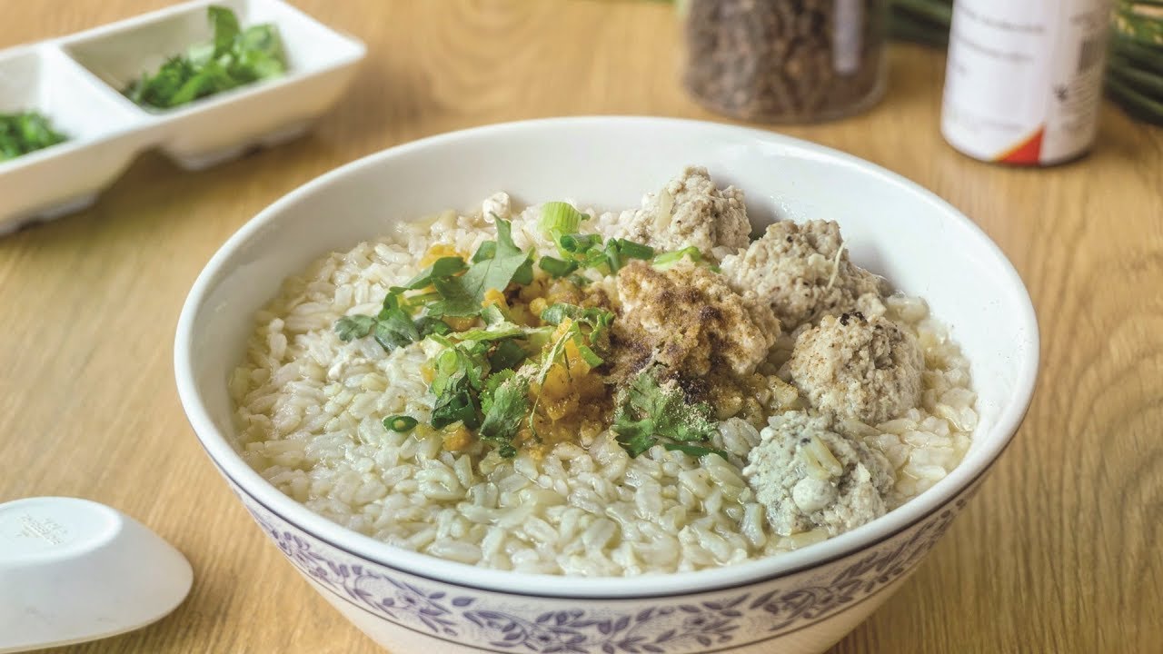 [Thai food] Rice Porridge with Minced Pork ข้าวต้มหมูสับ YouTube