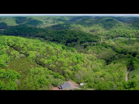 1441 Bradyville Hill Rd, Bradyville, TN home video tour