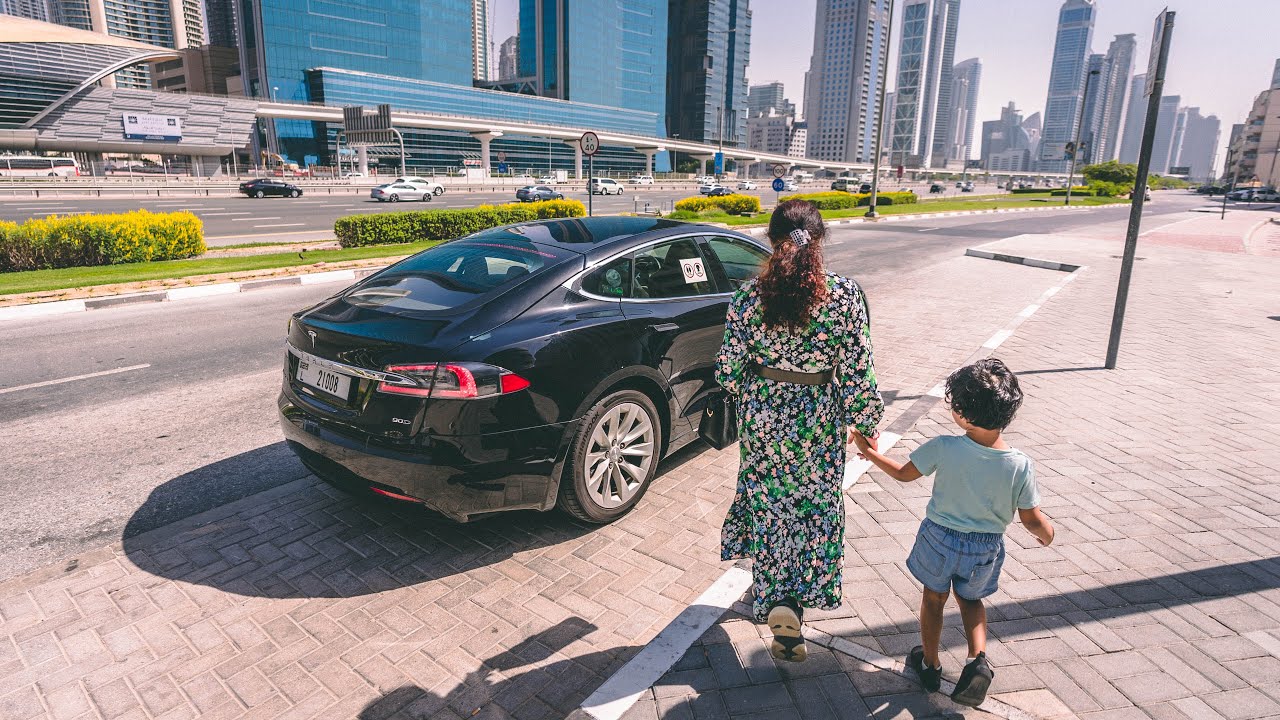 TESLA CARS TAXI EXPERIENCE IN DUBAI 🔥 - YouTube