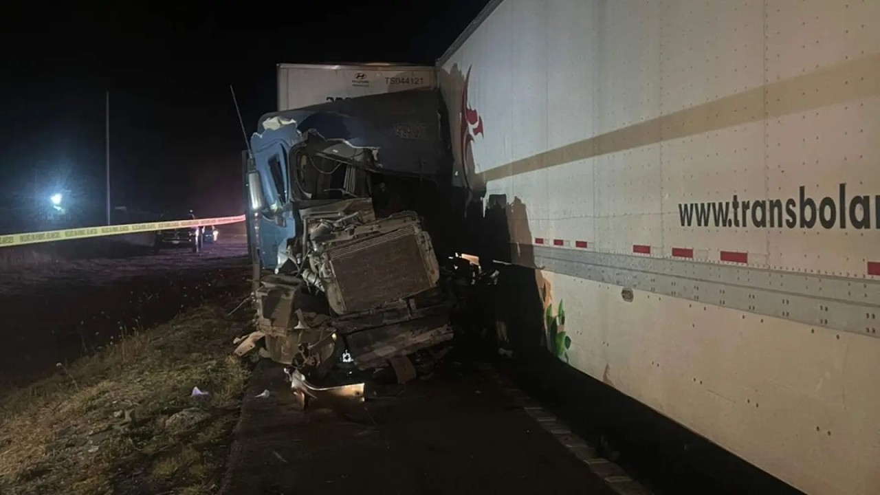 Choque de Tráileres Deja Un Muerto en Carretera a Matehuala en Galeana ...