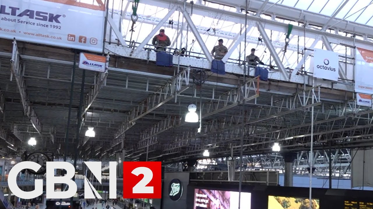 WATCH: Royal Marines abseil at London Poppy Day launch WATCH: Royal Marines abseil at London Poppy Day launch