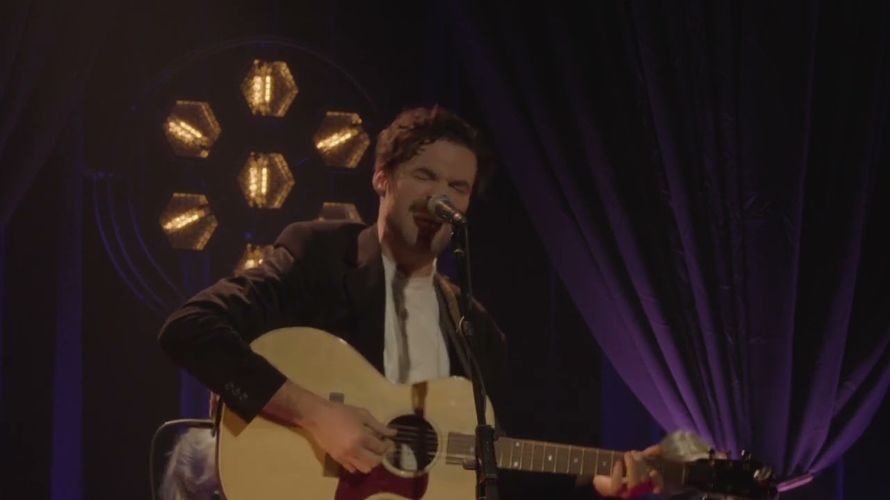 Robert John Ardiff - Black Dog (Live in Kells Theatre)