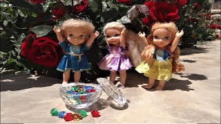 Treasure Hunt with Rapunzey - Elsa & Anna Toddlers - riddles - clues & cinema - Estachrista s1e02