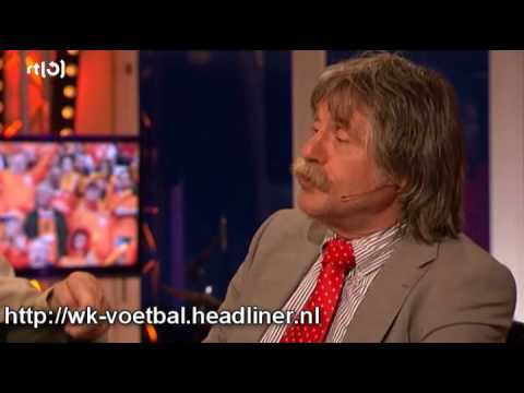 Hans van Breukelen ging eerder flink tekeer tegen Johan Derksen waarbij de verwensingen over en weer gingen maar nu komt de reden van Hans naar buiten. Een akkefietje van lang geleden zit Hans nog steeds dwars.