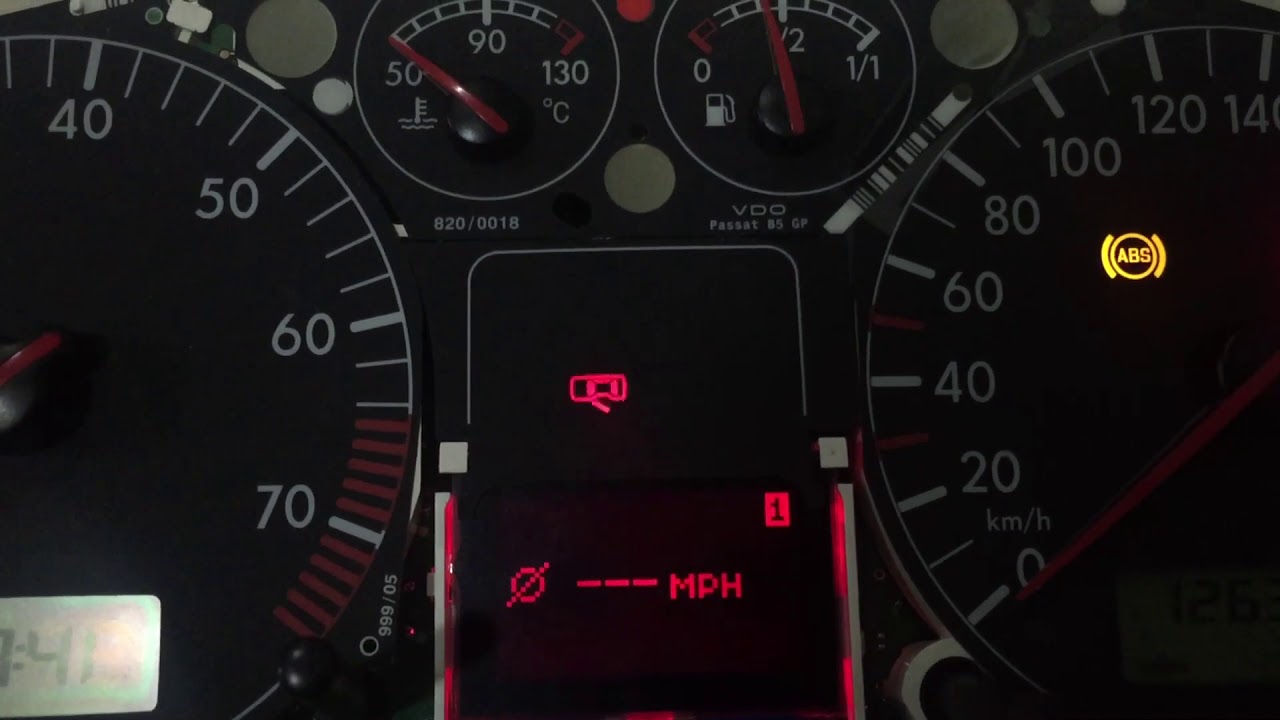 Drivers door open with ccm 1J0 - YouTube