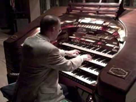 "Silent Night", Bill Coale at the Berkeley WurliTzer