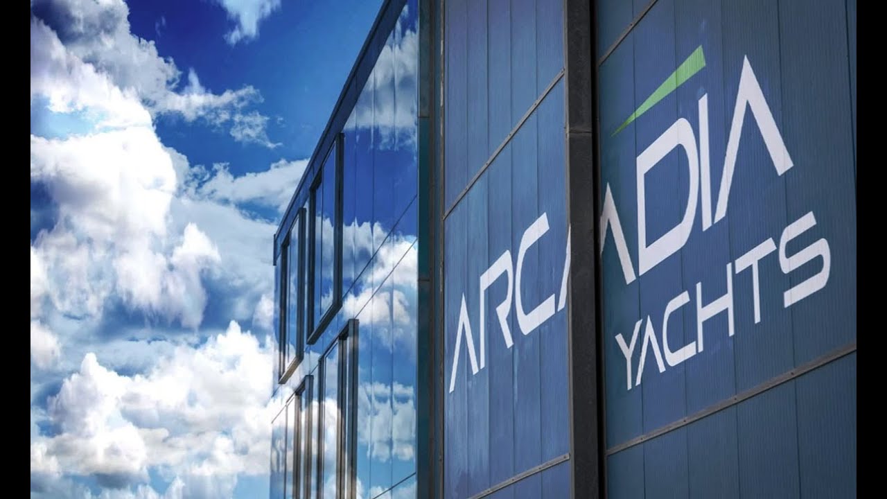 ⁣THE DREAMERS -ARCADIA