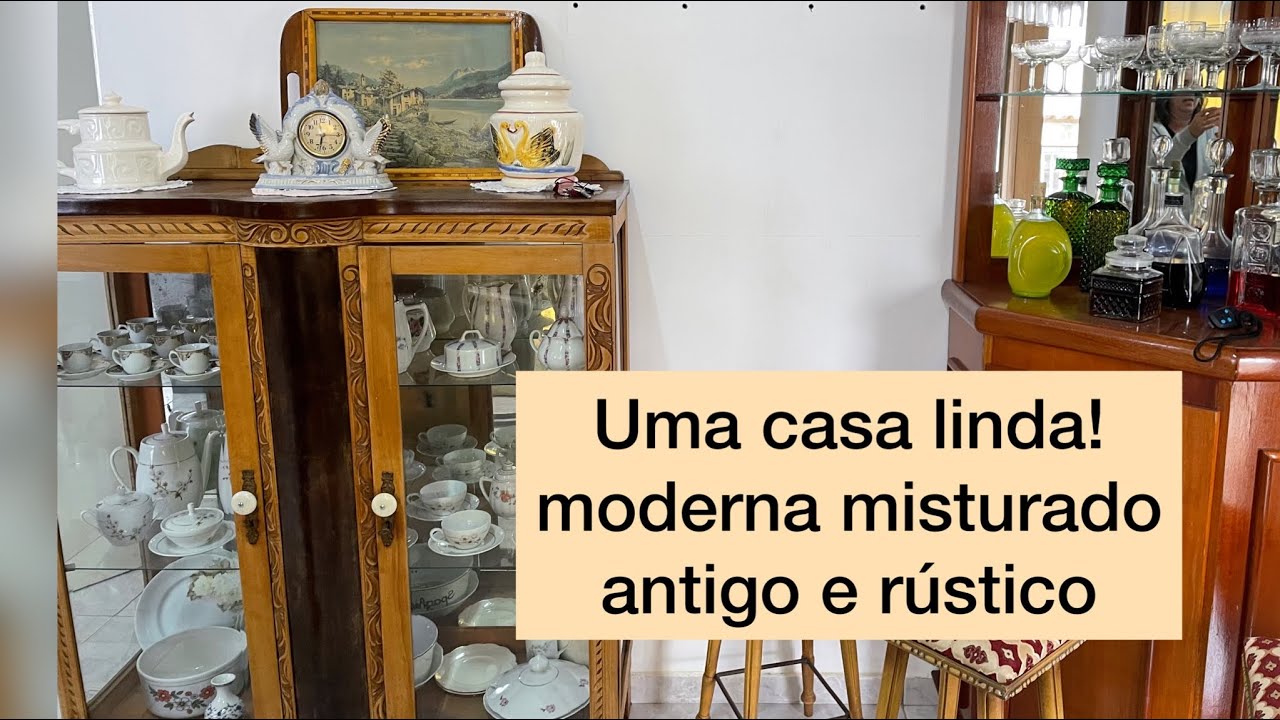 Uma casa pequena com uma decoração antiga e moderna!!