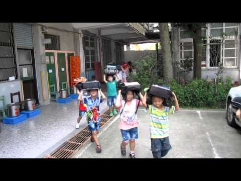 卓蘭國小2015年全國防災日地震避難掩護演練