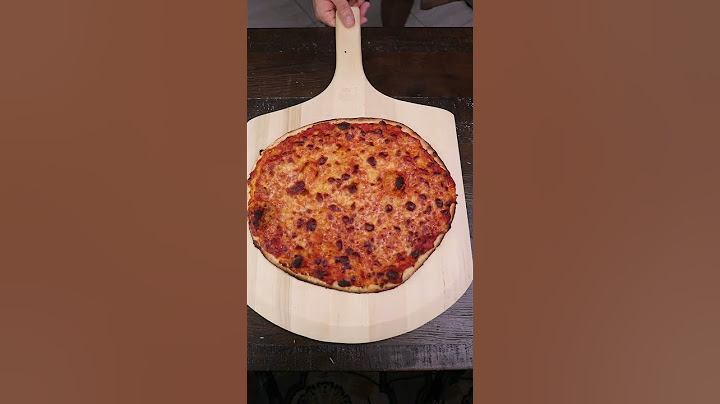 Thin N' Crispy BAR STYLE PIZZA #shorts #pizza #crispy