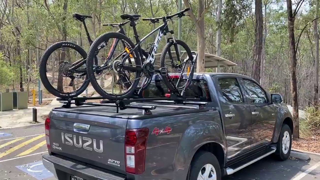 Egr Rolltrac Electric Retractable Tonneau Cover Start Stop Button Operation Youtube