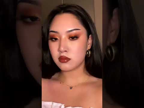 Video: ColourPop Arriba Ultra Matte huulepulga ülevaade