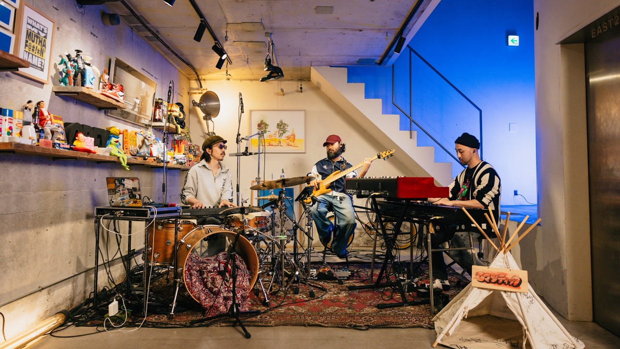 Jeremy Quartus : DOG HOUSE STUDIO | MNC Live